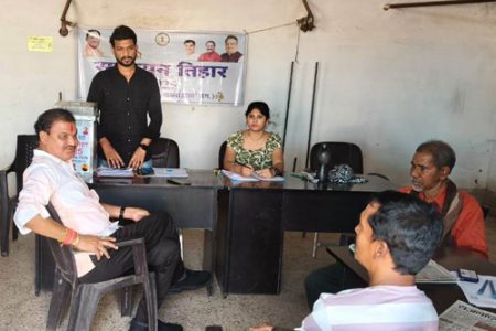प्रथम चरण में आवेदन जमा करने वार्डों में आयोजित शिविर में वार्डवासी उत्साह से पहुंचे