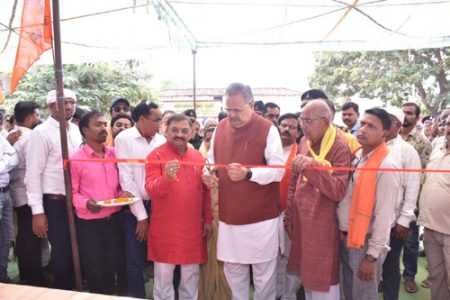 विधानसभा अध्यक्ष डॉ. रमन सिंह ग्राम सुरगी में मां कर्मा जयंती एवं लोकार्पण समारोह में हुए शामिल